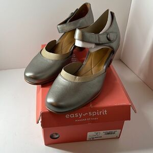 Spirit Clarice Dark Gray Mary Jane Heels size 10 M